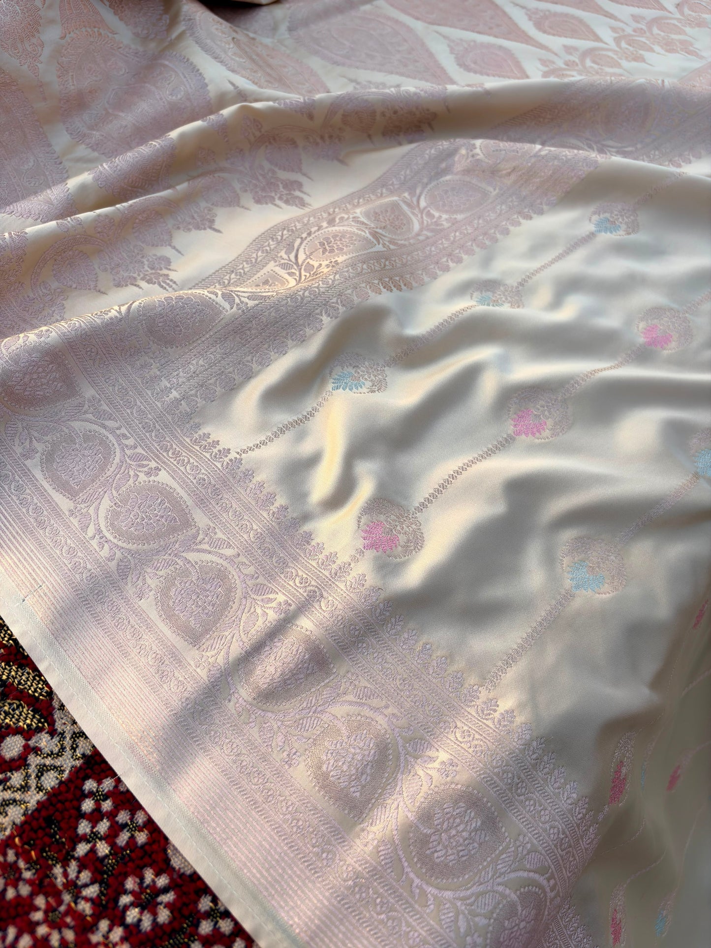 Off-White Mashru Katan Silk Banarasi Saree | Striped Meenakari Butti with Sona & Pink Zari