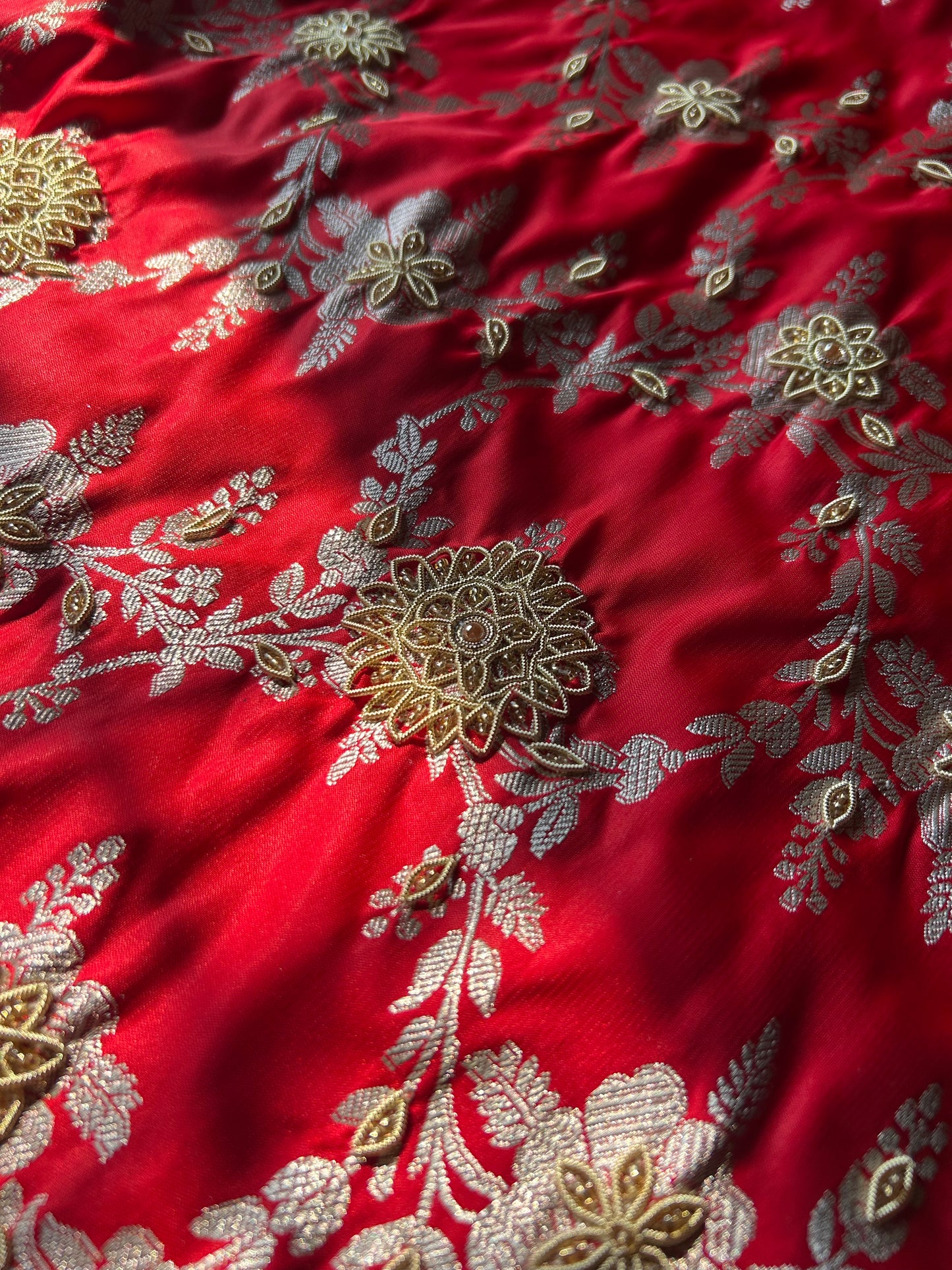 Lal Mirchi Red Zardozi Hand Work Saree | Floral Jall Mashru Satin Silk
