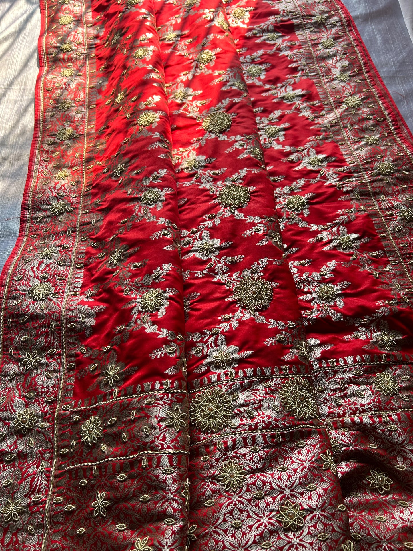 Lal Mirchi Red Zardozi Hand Work Saree | Floral Jall Mashru Satin Silk