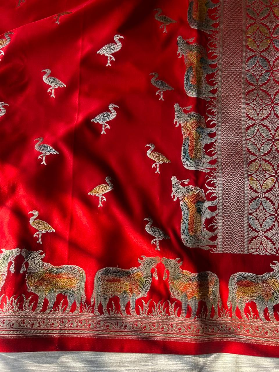 Royal Shikargah Meenakari Bail Design Banarasi Saree