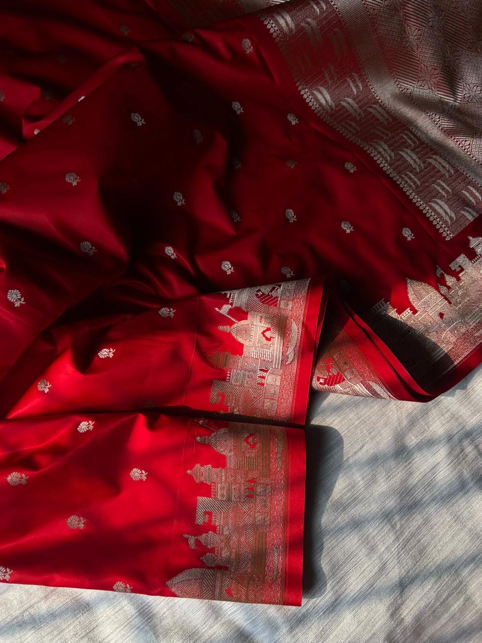 Chilli Red Mashru Silk Banaras Ghat Saree | Double Side Ghat Border | Traditional Butti Design