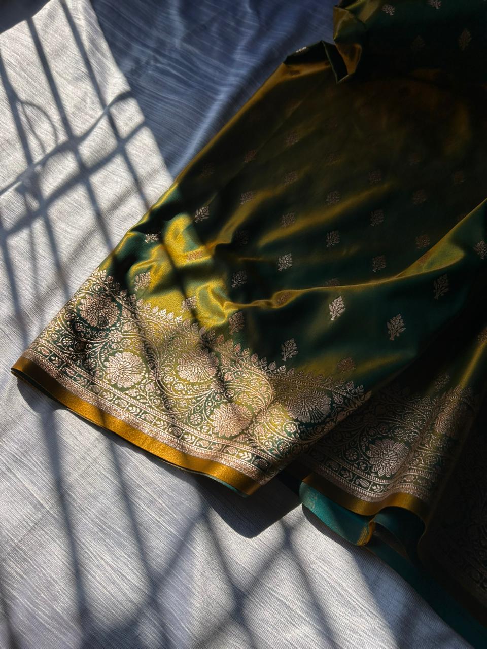 Kancha Neebu Lemon Green Satin Silk Banarasi Saree with Typical Butti & Double Pallu Design | Dhoop-Chaon Party Wear Saree