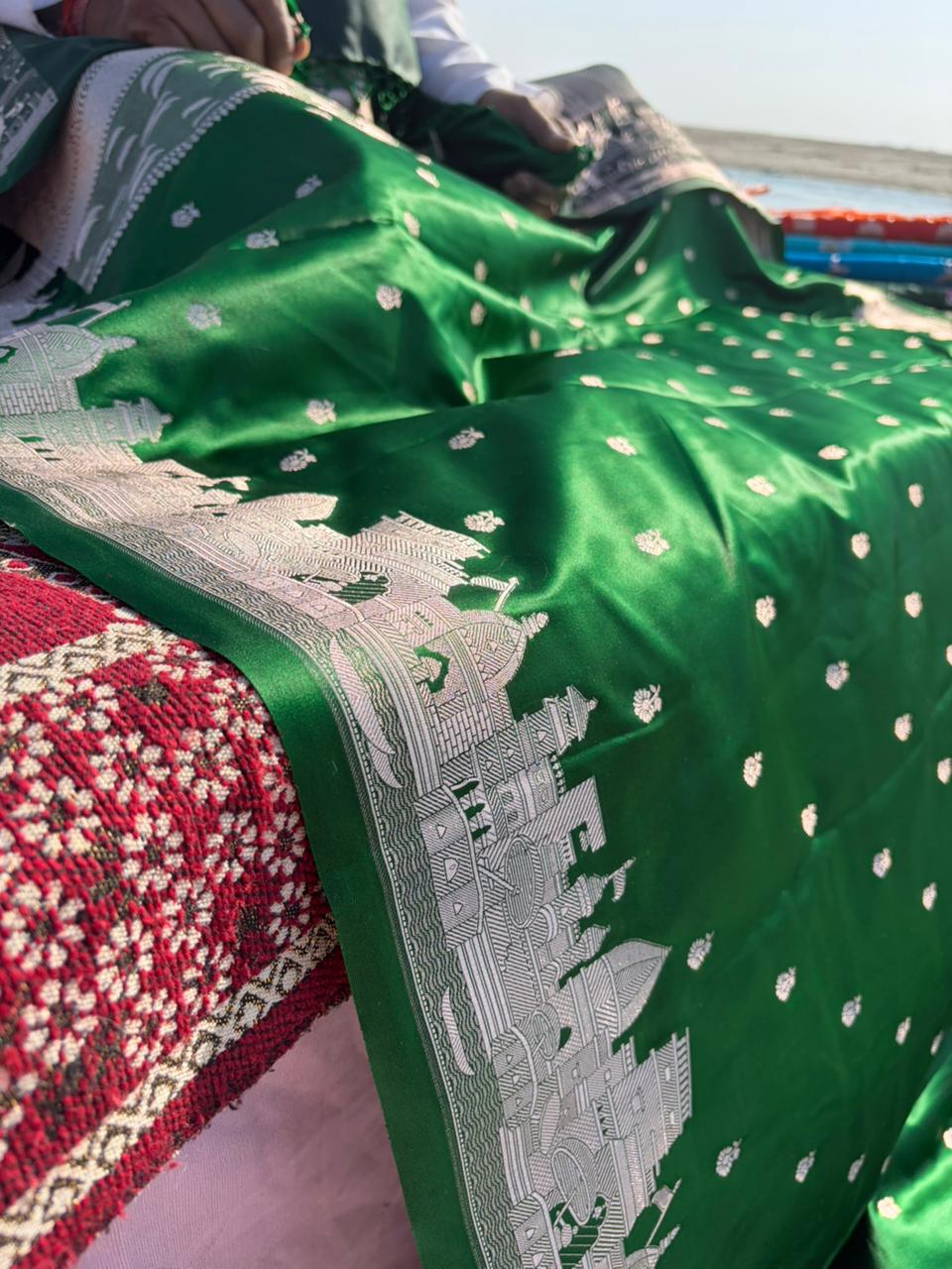 Bottle Green Banarasi Ghat Design Saree – Mashru Silk