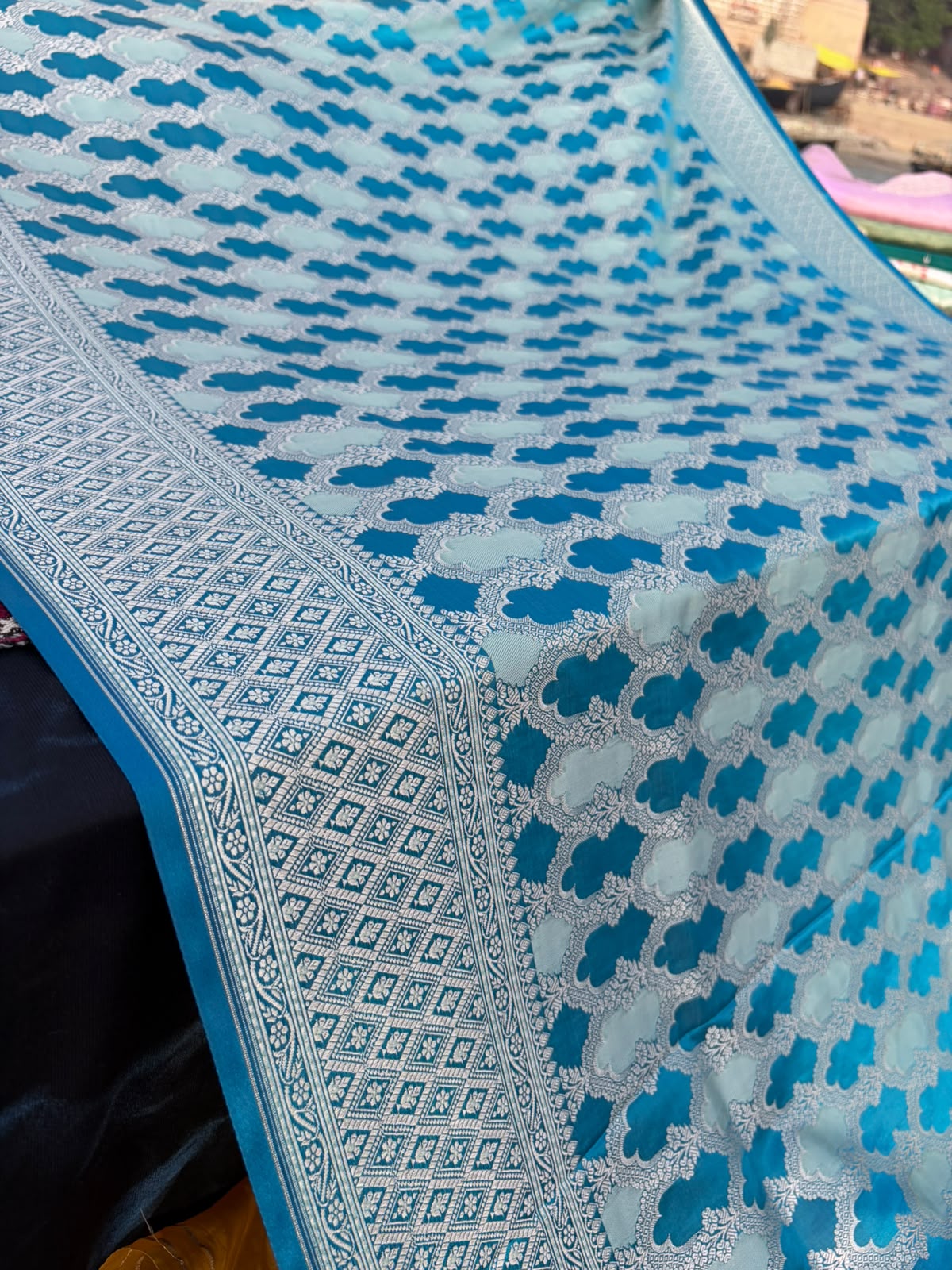Premium Mashru Katan Silk Banarasi Saree – Dual-Tone Blue Mughlai Door Rangkat