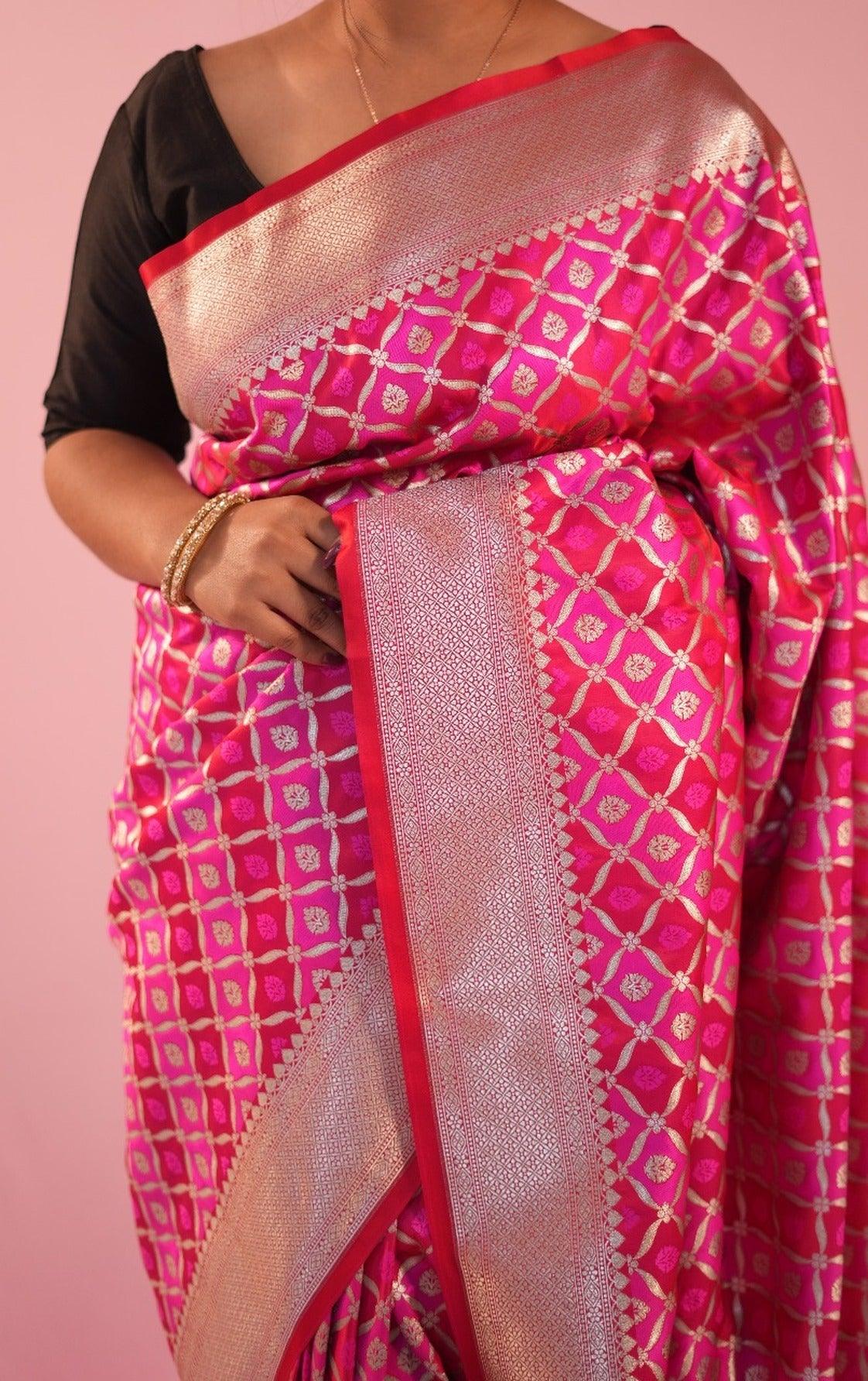 Sari kart de color rosa fuerte