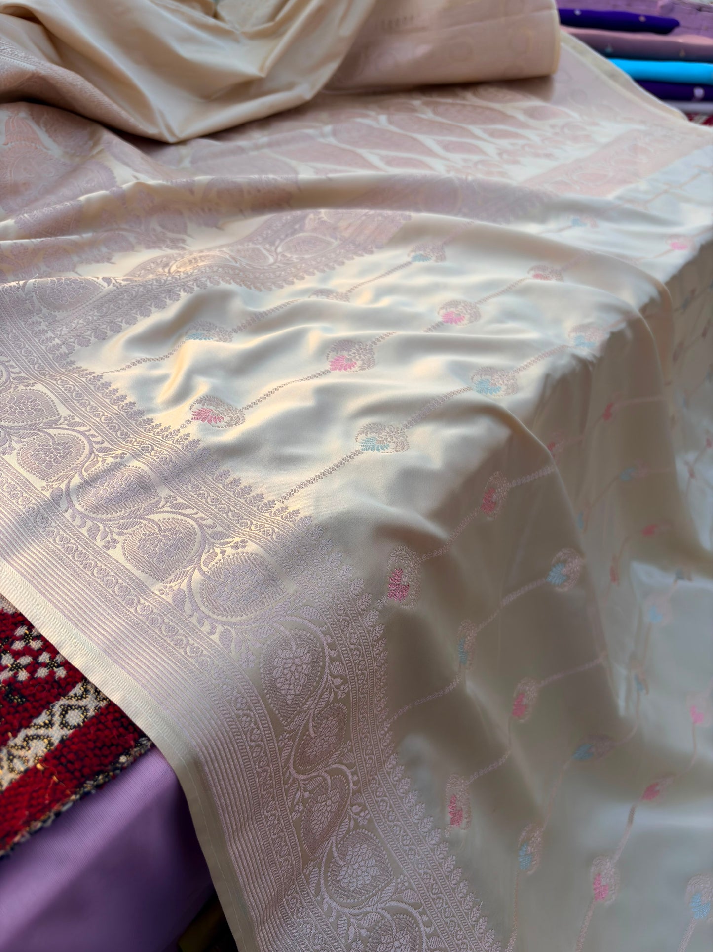 Off-White Mashru Katan Silk Banarasi Saree | Striped Meenakari Butti with Sona & Pink Zari