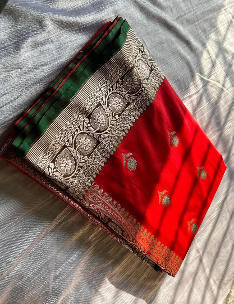 Angel Rupa Sona Red Saree with Green Blouse – Mashru Silk | Copper Zari Work