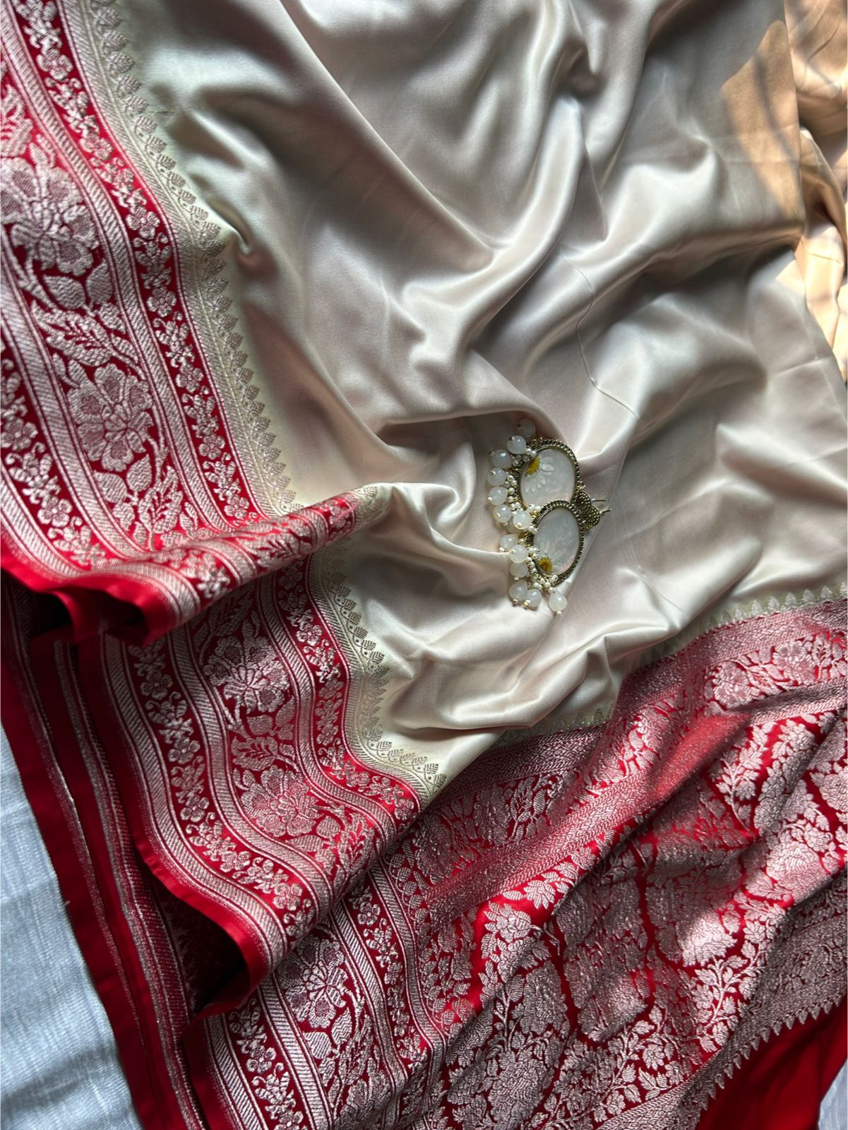 Off-White Red Border Saree | Elegant Mashru Silk Saree