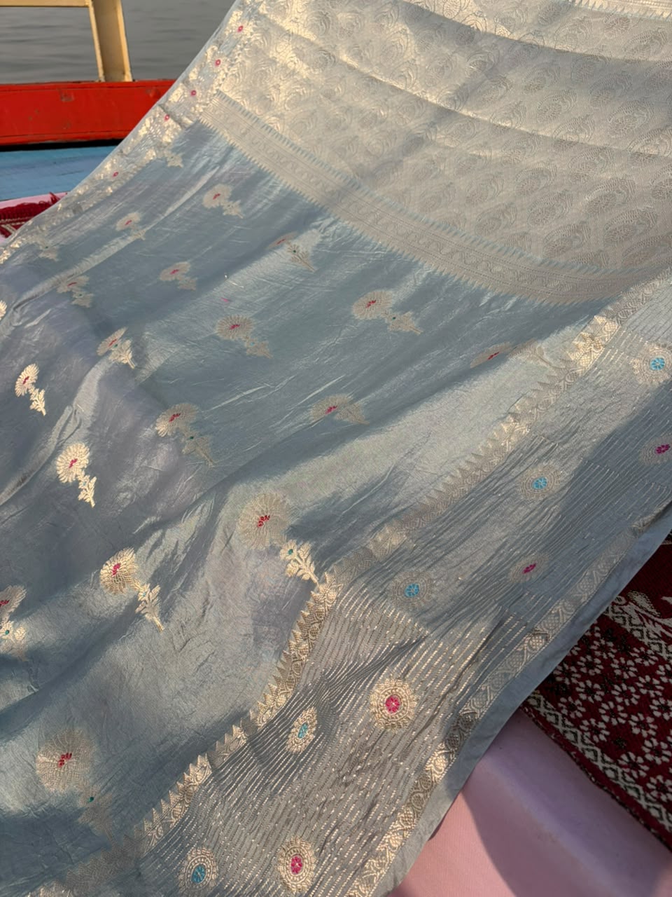 Premium Blended Raw Mango Silk Banarasi Saree – White with Red & Silver Meenakari