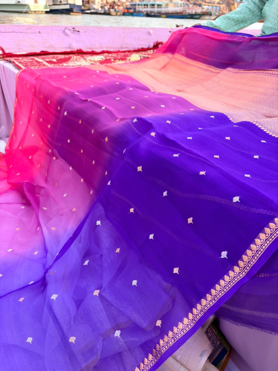 Pure Organza Banarasi Saree 3D Dye Pink Royal Blue - view 3